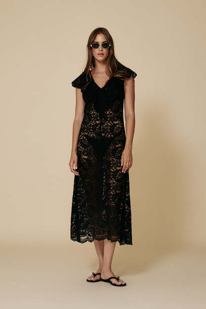 Black Midi Lace Dress With Ruffled Neckline - SS25