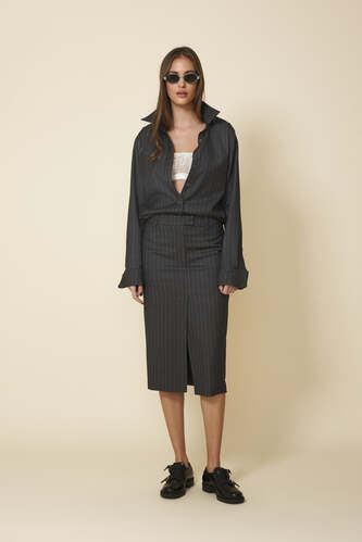 Grey Striped Lose-Fit Shirt - FW25 - PNK Casual