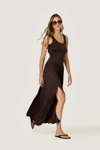 Flowy maxi skirt with a side slit - PNK Casual