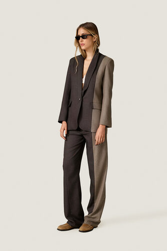 Dark and Light Brown Contrast Blazer - PNK Casual